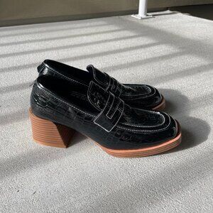 Urban Outfitters Lucy Croc Loafer